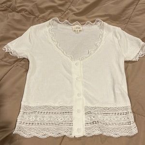 Tee shirt with lace- adorable never worn